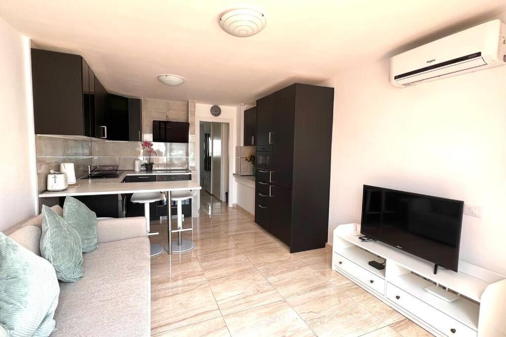 Casa Teddy - Central And Modern One Bedroom Apartment Tías Εξωτερικό φωτογραφία